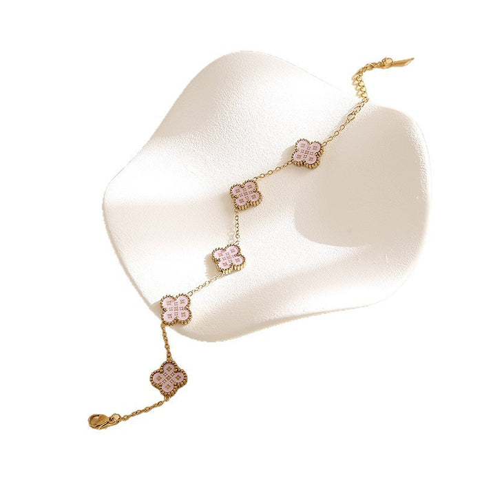 Wholesale Titanium steel non-fading four-leaf clover bracelet