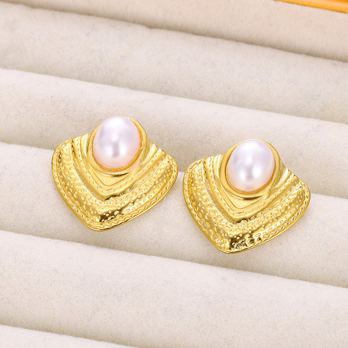 Wholesale Retro French High-end Pearl 18K Gold Earrings