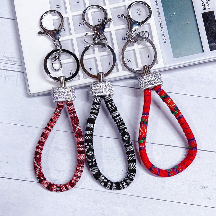 Wholesale dazzling celebrity style metal Keychains