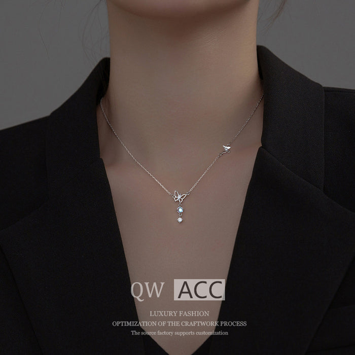 Wholesale Minimally designed moonstone butterfly tassel pendant, niche design necklace, collarbone chain