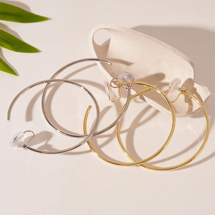 Wholesale Earless hole, simple metal feel, geometric element ring ear clip, fashionable commuting atmosphere, high-end temperament, earrings for women