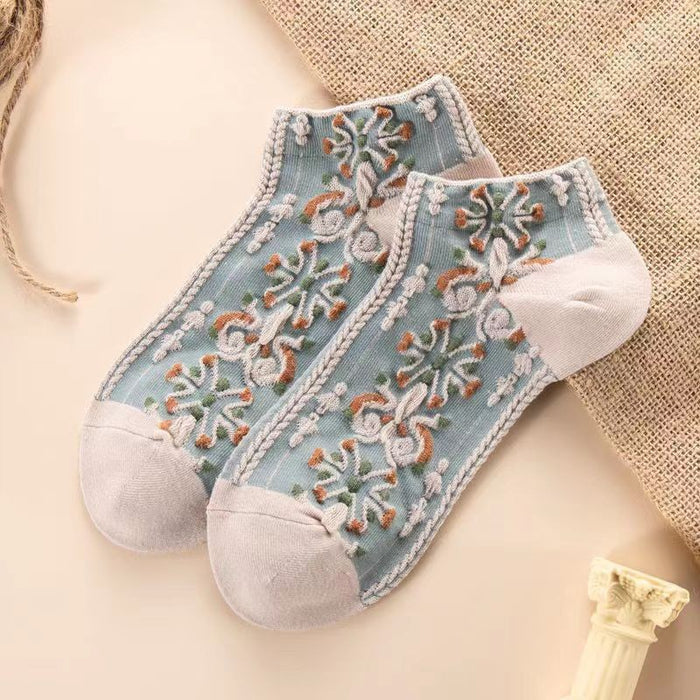 Wholesale Socks for women in spring and summer, short tube socks, versatile sports, college style, breathable boat socks