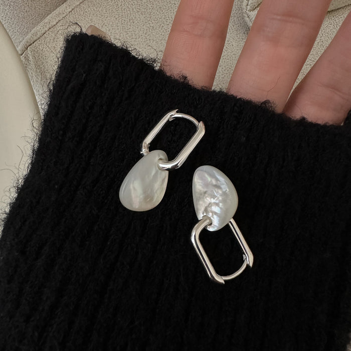 Wholesale Sterling silver niche design, irregular white shell earrings, fashionable texture, ear accessories