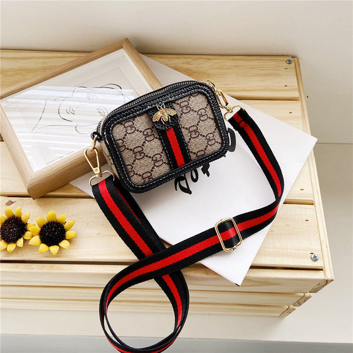 Wholesale Children's bag new crossbody bag cute and versatile little girl shoulder bag small bag