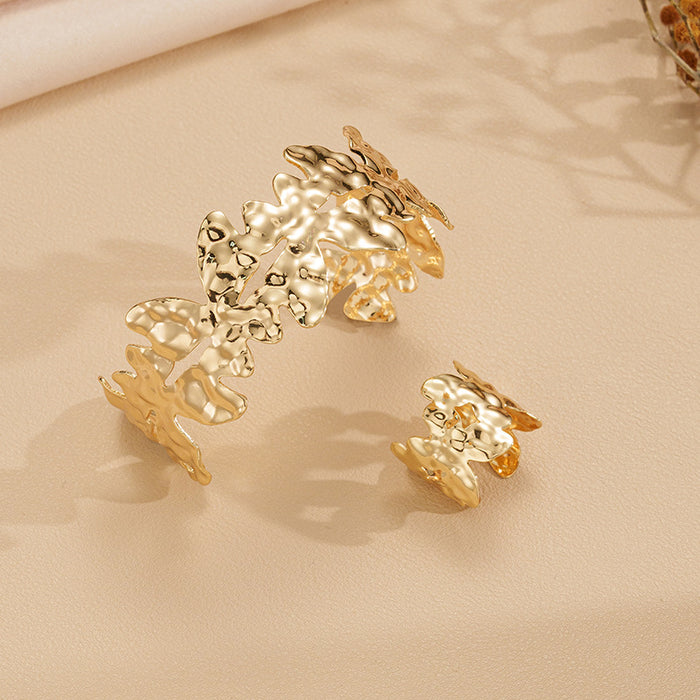 Wholesale 2-piece Bracelet Ring Set Irregular Hollow Leaf Geometric Metal Fashion Foreign Trade Jewelry Accessories