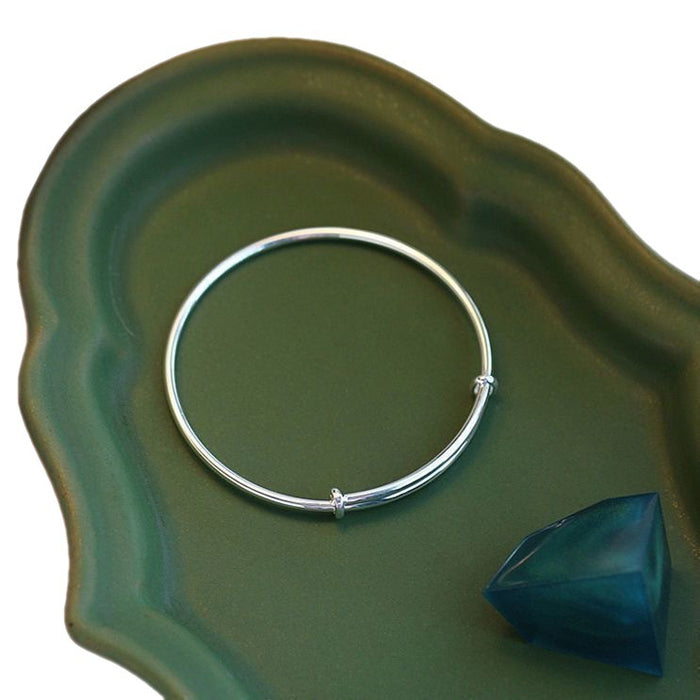 Wholesale Smooth surface pull-out bracelet with a minimalist design and a sense of luxury, exuding a high-end temperament