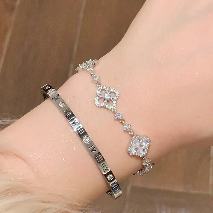 Wholesale Four-petal zircon flower adjustable bracelet