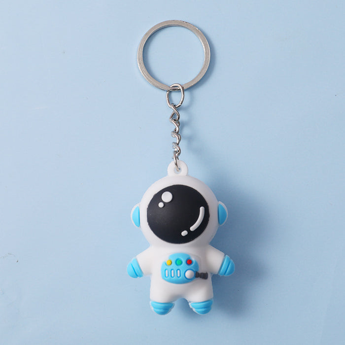 Wholesale Astronaut Keychain Cartoon Silicone Spaceman Car Key Chain Couple Bag Pendant  Key Ring