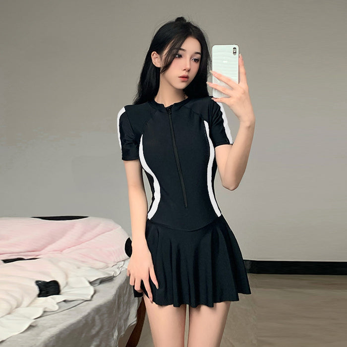 Wholesale New conservative one-piece skirt style swimsuit with high-end feel, sports flat angle soaking hot spring swimming suit