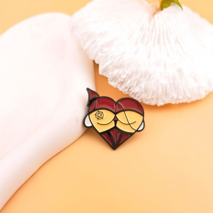 Wholesale Cartoon  heart-shaped pumpkin head bandage  bat fun clothing brooch
