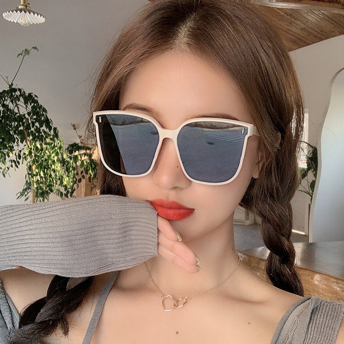 Wholesale Retro sunglasses with UV protection and slimming effect