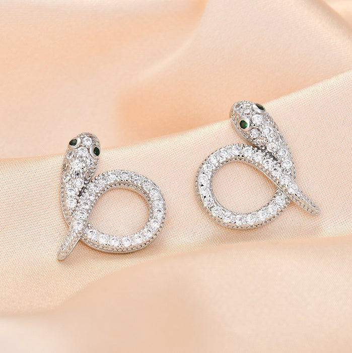 Wholesale New niche design with micro inlaid zircon earrings, exquisite and fashionable earrings and studs