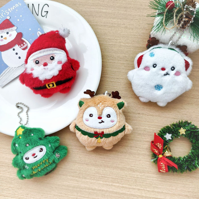 Wholesale Christmas Plush Brooch Cute Bag Charm Keychain Pendant for Party Gift Boutique MOQ≥3