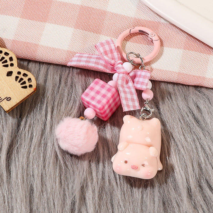 Wholesale Handmade Beaded Pig Keychain Colorful Plush Square Charm Cute Car Key Accessory