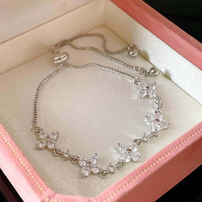 Wholesale Zircon flower diamond shaped bracelet, fashionable wristband, high-end, exquisite and versatile bracelet accessory