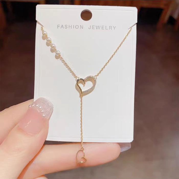 Wholesale Titanium steel necklace, heart-shaped pendant, high-end feel, light luxury, pearl splicing, collarbone chain