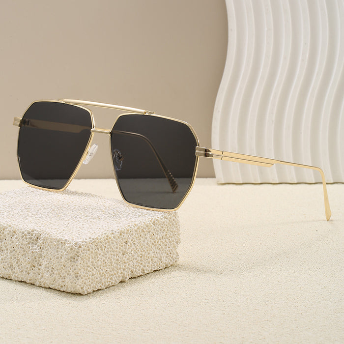 Wholesale New Sunglasses Multilateral Fashion Men's Sunglasses Driving UV Protective Sunglasses