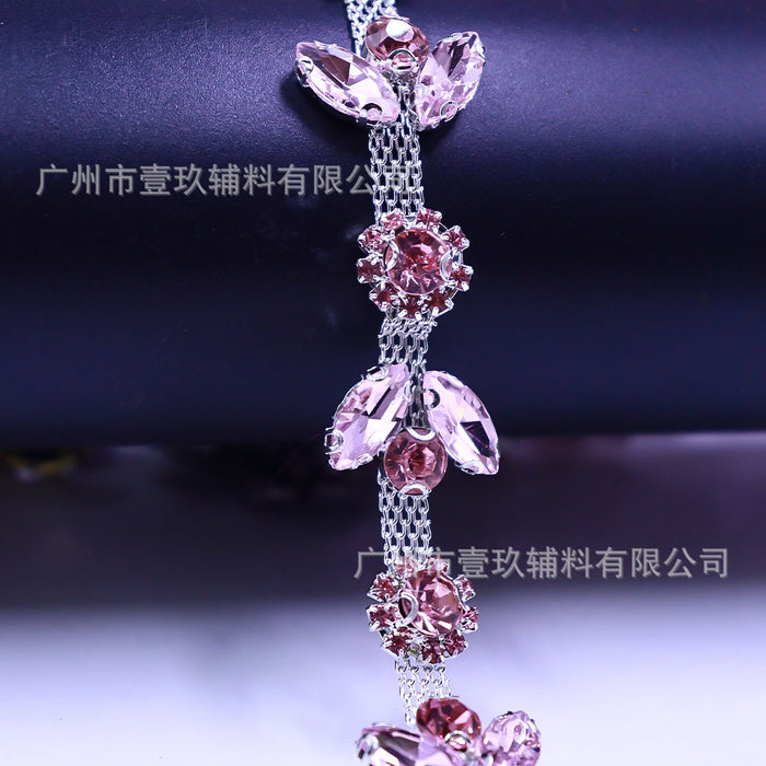 Wholesale Crystal rhinestone chain for DIY clothing accessories and decorations.