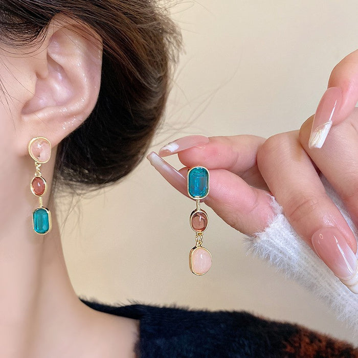 Wholesale Asymmetric colored gemstone earrings, silver needle contrasting earrings, niche design, high-end tassel earrings