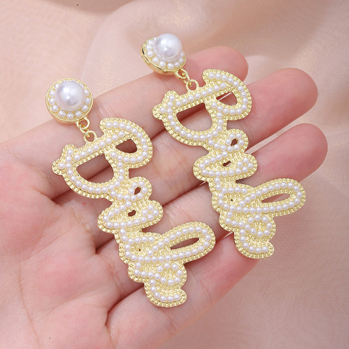 Wholesale New exaggerated design, high-end feel, inlaid with rice beads and English letters earrings