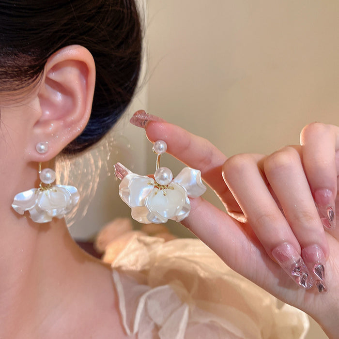 Wholesale Pearl and Cat' s Eye Stud Earrings