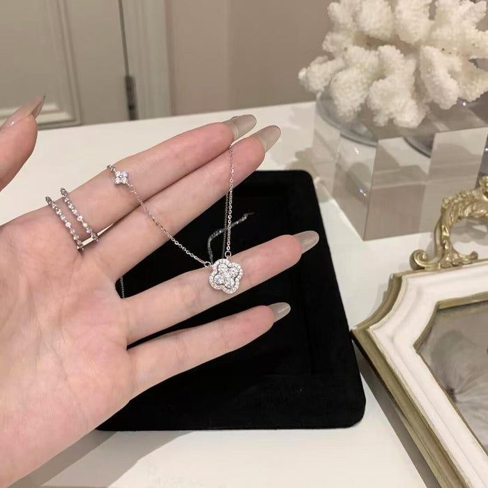 Wholesale   four-leaf clover zircon necklace niche  titanium steel non-fading clavicle chain