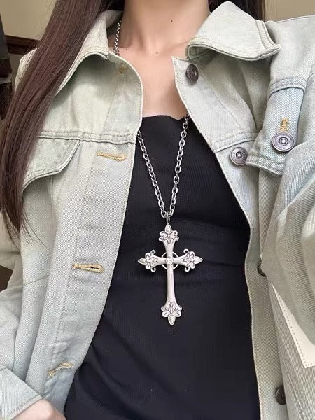 Wholesale Designer Silver Pendant Necklace