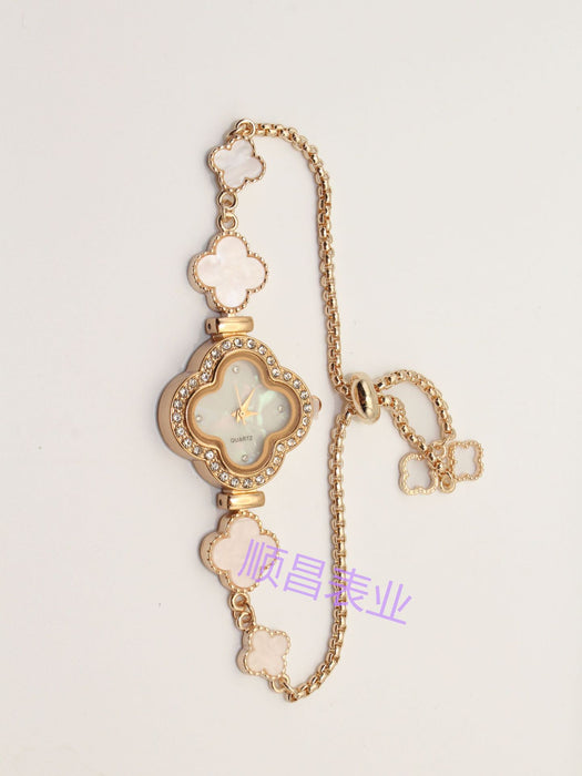 Wholesale Freely adjustable pearlescent dial quartz watch