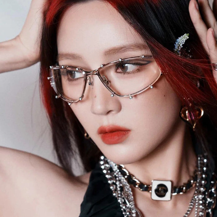 Wholesale Diamond studded glasses frame, fashionable with diamond shaped flat lens, large frame, personalized glasses frame