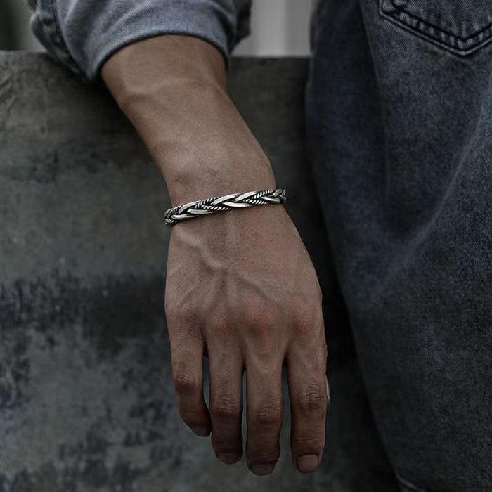 Wholesale Vintage style vintage bracelet with open weave and twisted pattern, fashionable and personalized bracelet