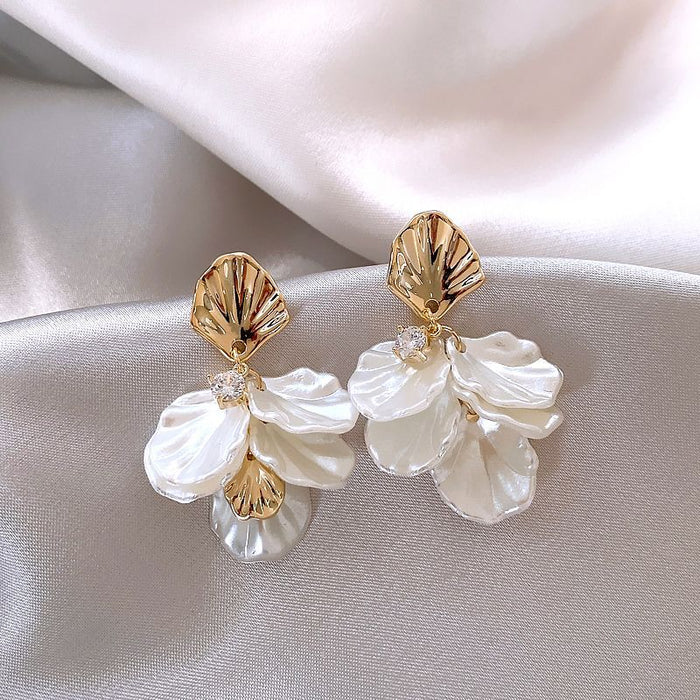 Wholesale  Flower Shell Earrings Women's  Earrings  Pearl Earrings