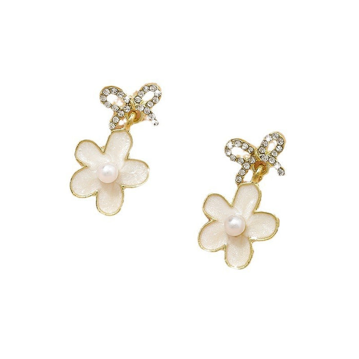 Wholesale Elegant pearl earrings, light luxury, niche, high-end feeling, earrings, butterfly bow flower earrings