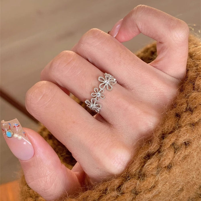 Wholesale Lace Wreath Hollow Flower Ring Gentle Temperament Niche High-end Finger Ring Open for Women