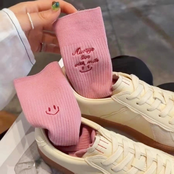 Wholesale Women's Socks Embroidered Smiling Face Personalized Mid tube Socks Fashionable Western Style Pure Cotton Socks