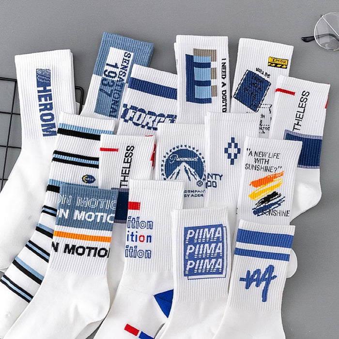 Wholesale Socks women' s sports socks cotton socks white stockings autumn and winter