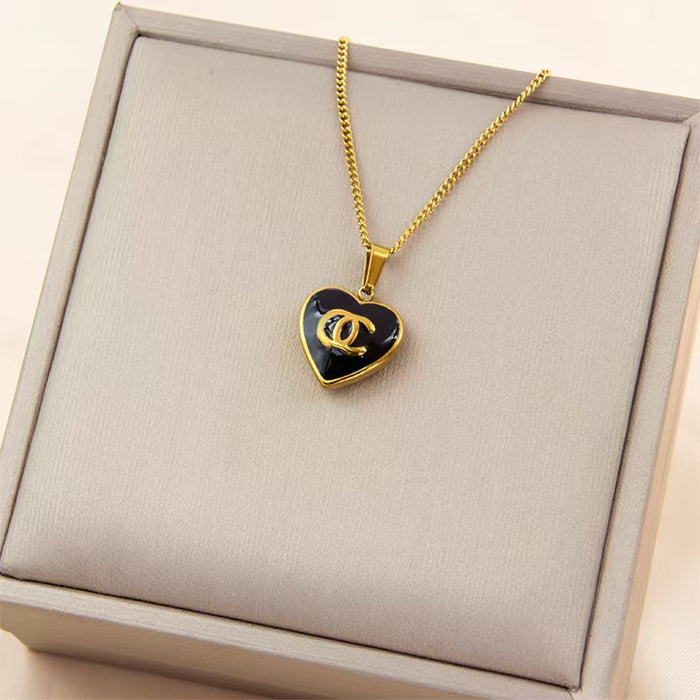 Wholesale Niche fashion versatile simple heart-shaped pendant