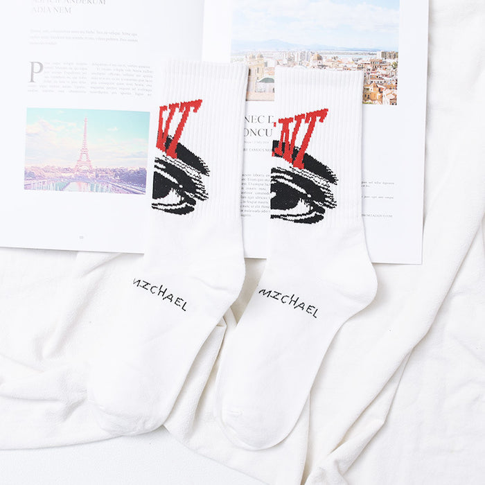 Wholesale Graffiti letter tube socks, combed cotton sports trendy socks, couple socks