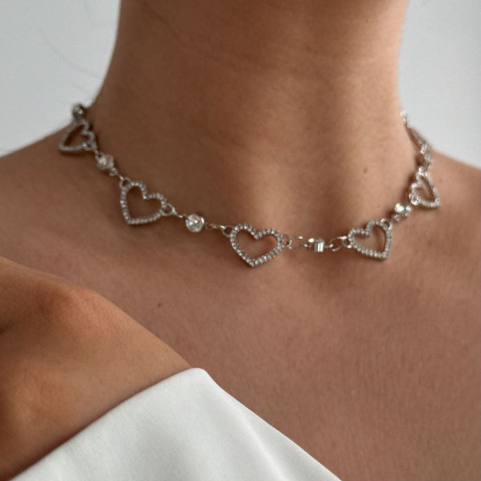 Wholesale 3 pcs/set Flash diamond hollow love necklace clavicle chain bracelet earrings