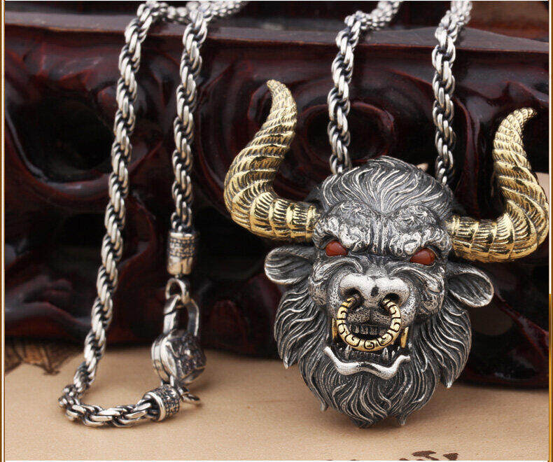 Wholesale cow head pendant Men Necklaces