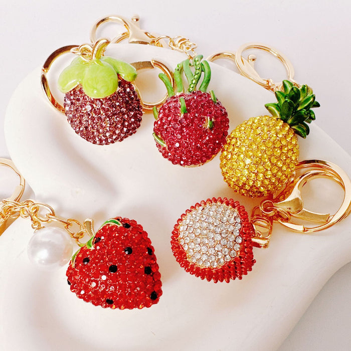 Wholesale Cute Rhinestone Strawberry Pineapple Fruit Alloy Keychain JDC-KC-ZhanLun003