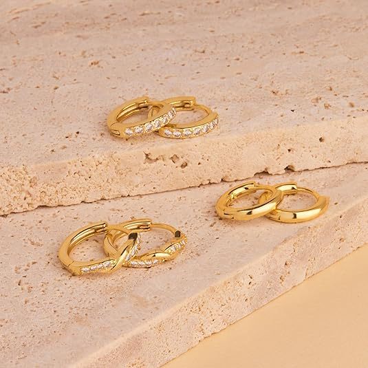 Wholesale Fashionable Zirconia Ear Cartilage Earrings with Simple, Versatile and Elegant Design, Small Circular Earring Buckle