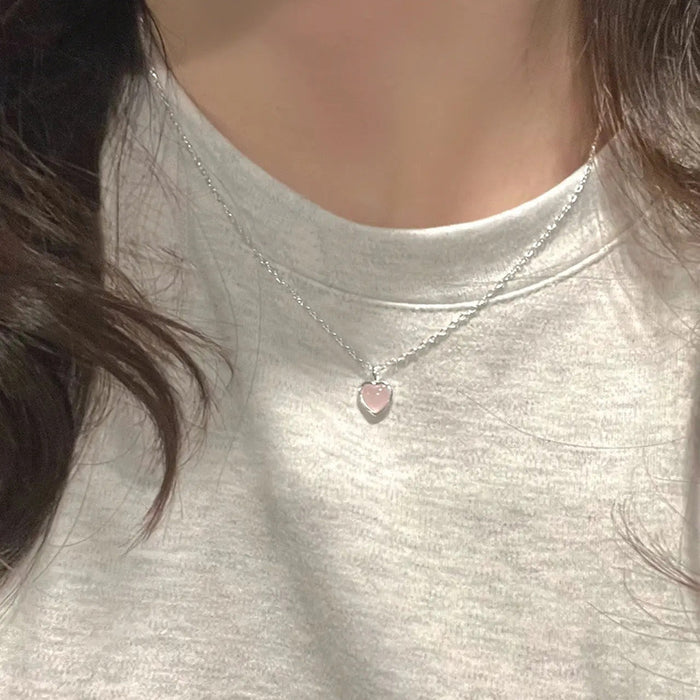 Wholesale New temperament love necklace collarbone chain