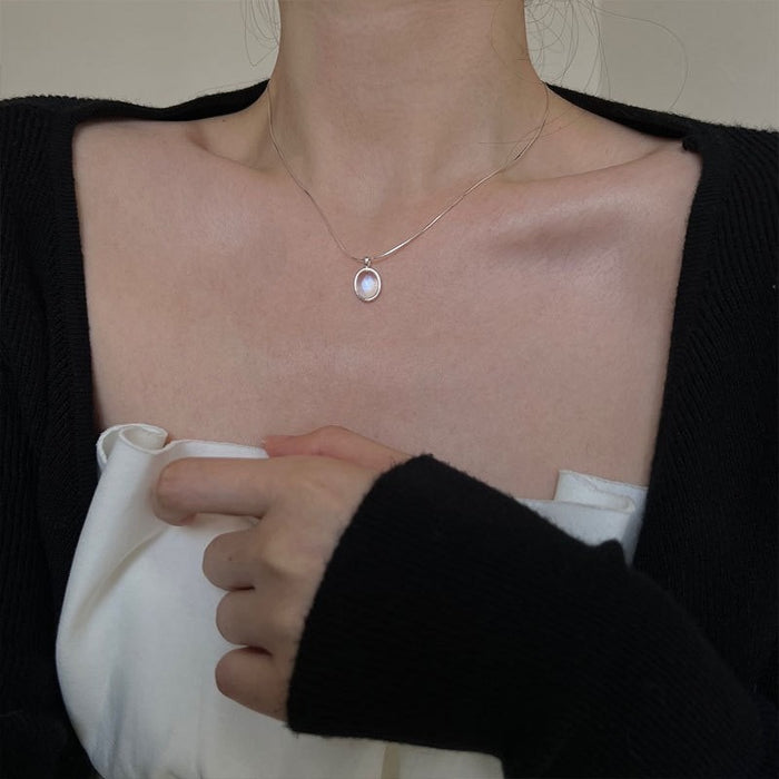 Wholesale Silver natural necklace with high-end feel, niche versatile pendant, collarbone chain