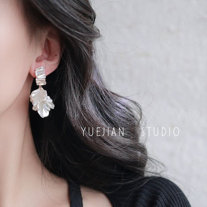 Wholesale  Flower Shell Earrings Women's  Earrings  Pearl Earrings