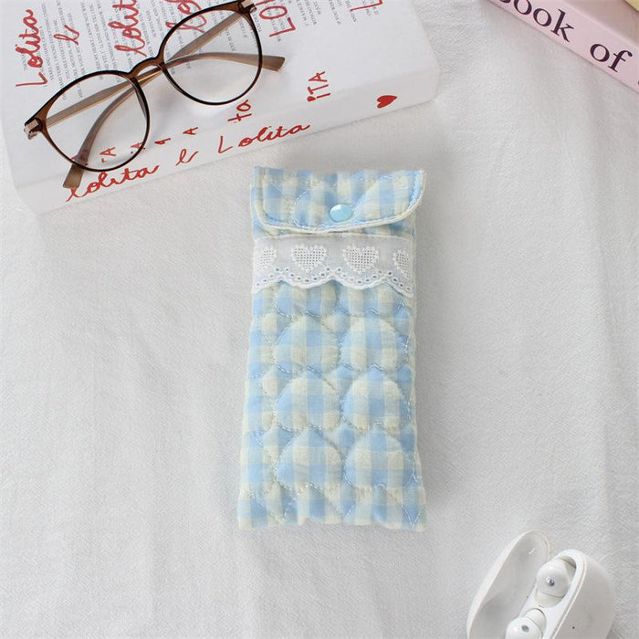 Wholesale Quilted Heart Pattern Glasses Pouch Soft Light Blue Polyester Eyeglass Case With Flap Travel Storage Bag For Sunglasses