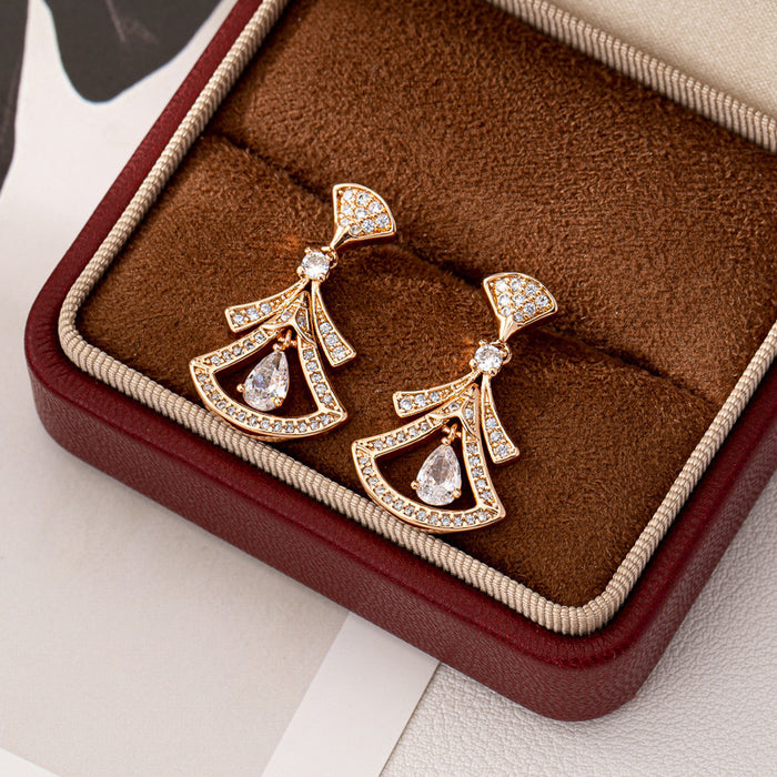 Wholesale Snowflake Pearl Earrings for Women