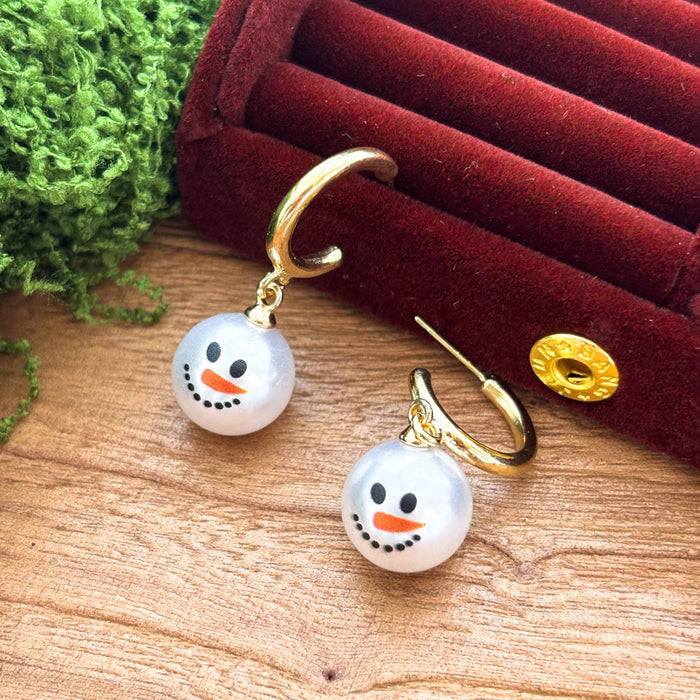 Wholesale  new smiling snowman earrings temperament hoop pearl earrings for women