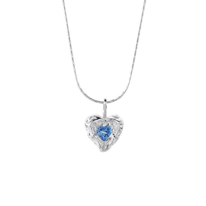 Wholesale Irregular hammer patterned heart-shaped necklace with niche design, blue zircon peach heart collarbone chain