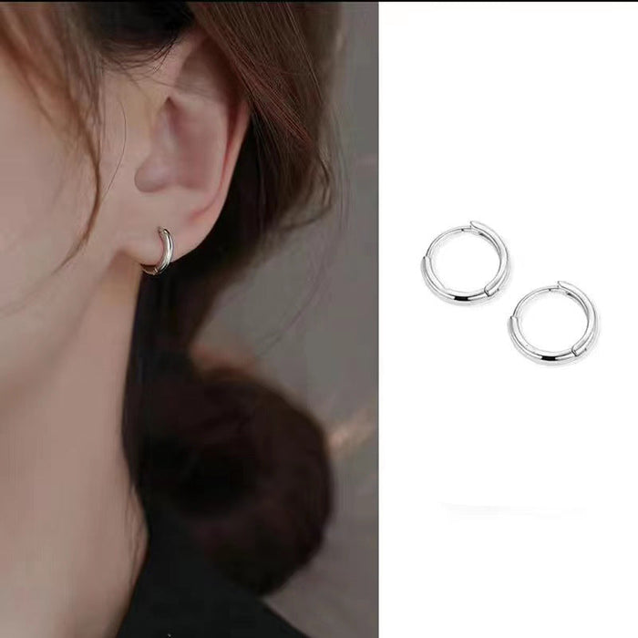 Wholesale Fashionable and minimalist plain circle earrings, female circle earrings, stud style, minimalist personality, cool style, ear buckle accessories