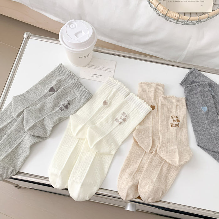 Wholesale Socks with heart-shaped embroidery mesh, fashionable stacking socks, independent packaging